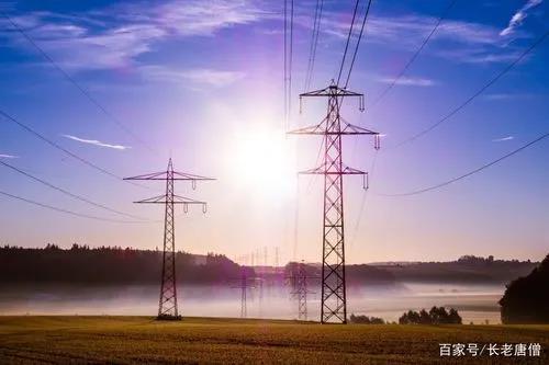  高壓線沒有外絕緣護(hù)套，下雨天能防漏電嗎？